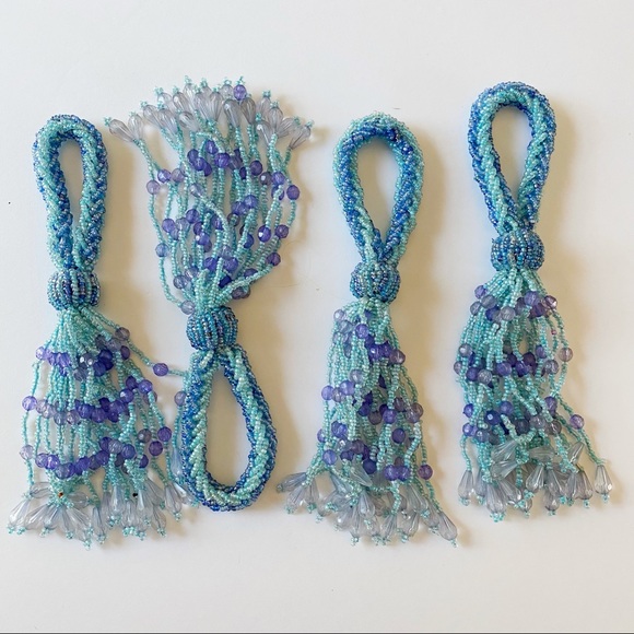 Beaded Napkin Rings Turquoise Blue Set of 4 or curtain tie backs - Picture 1 of 7